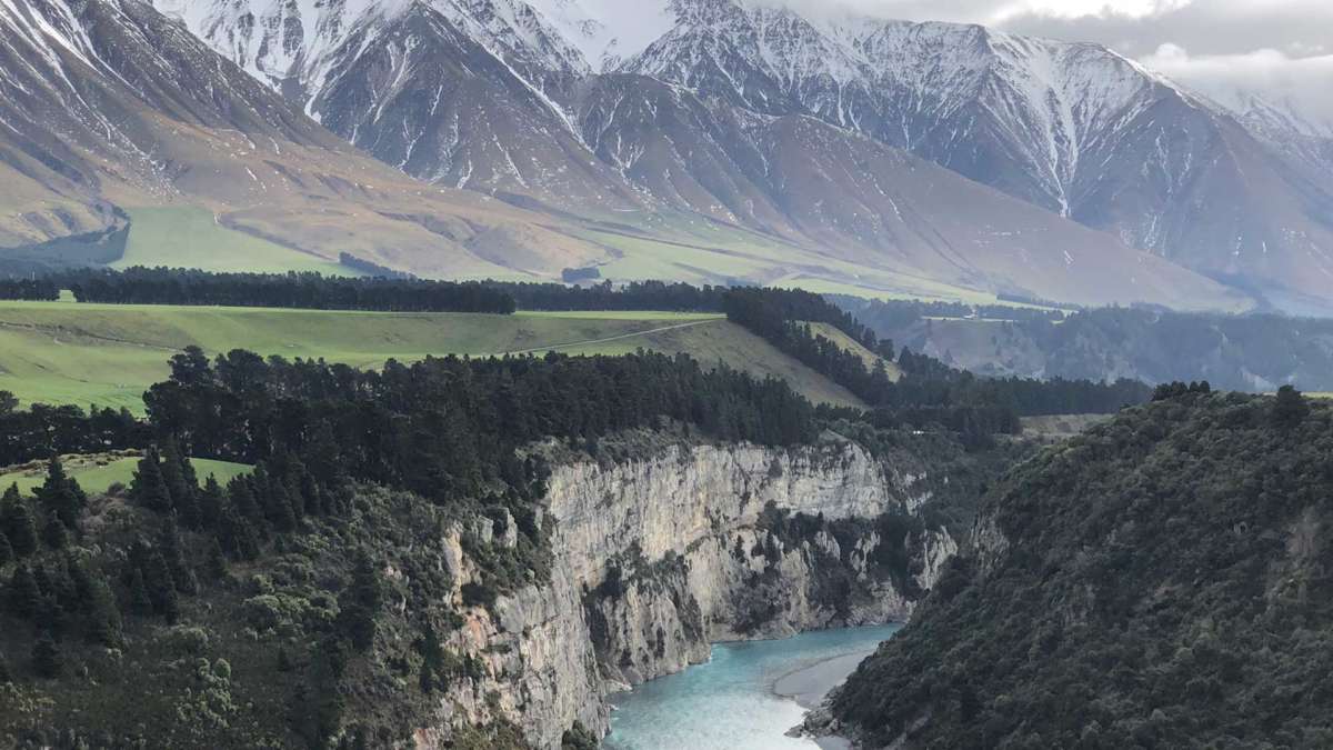 Methven Toursim & Travel Information Methven, Canterbury, New Zealand