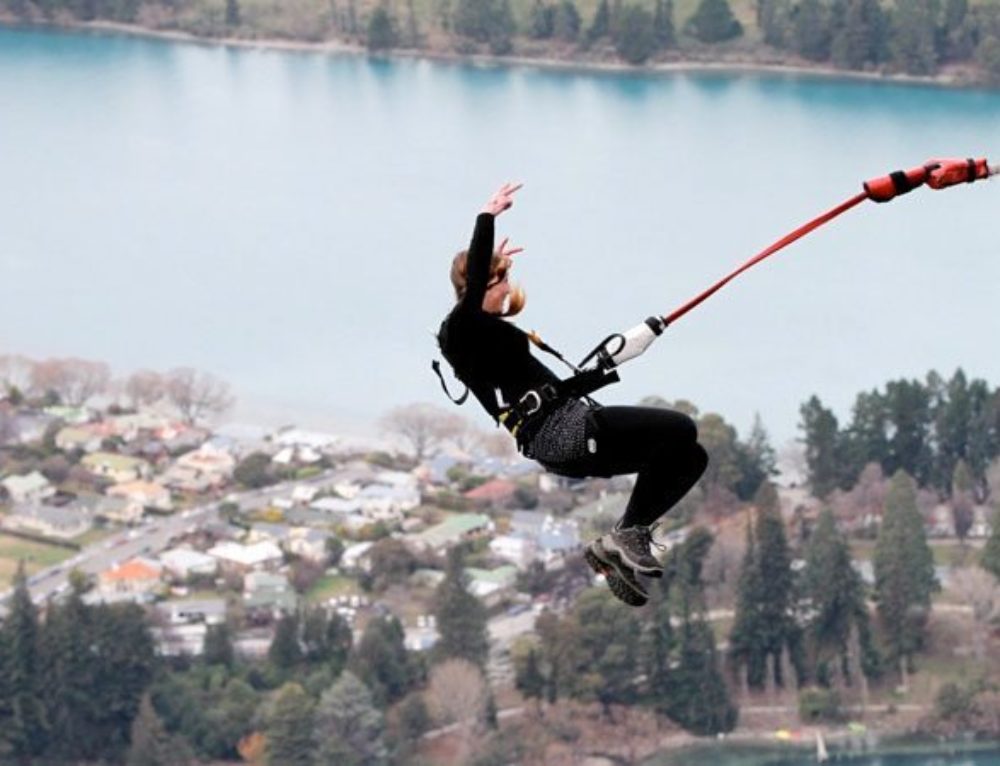 Skippers Canyon Bungy Jumping in Queenstown Skippers Bridge Bungy