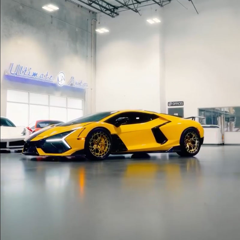 Christopher Delgado Transformer Lamborghini Revuelto